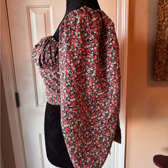 Et Clet said Floral Puff Sleeve Women's Top - Picture 4 of 8